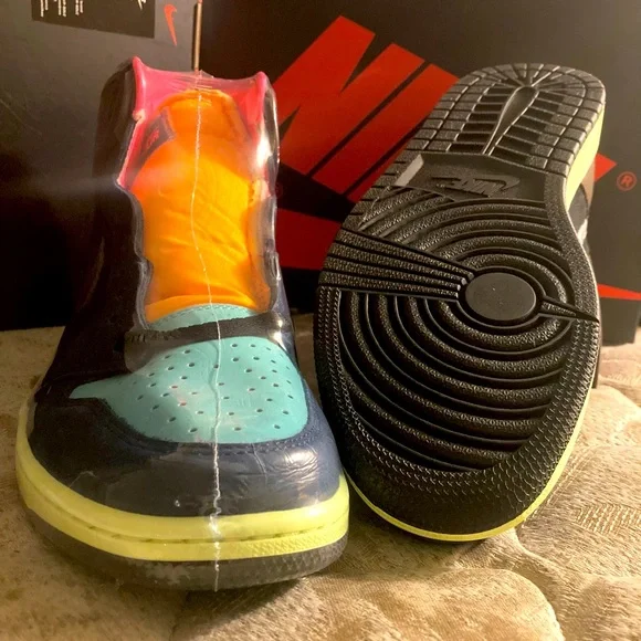 Nike | Shoes | Nike Air Jordan Retro High Og Shoes Brand New  display picture 2